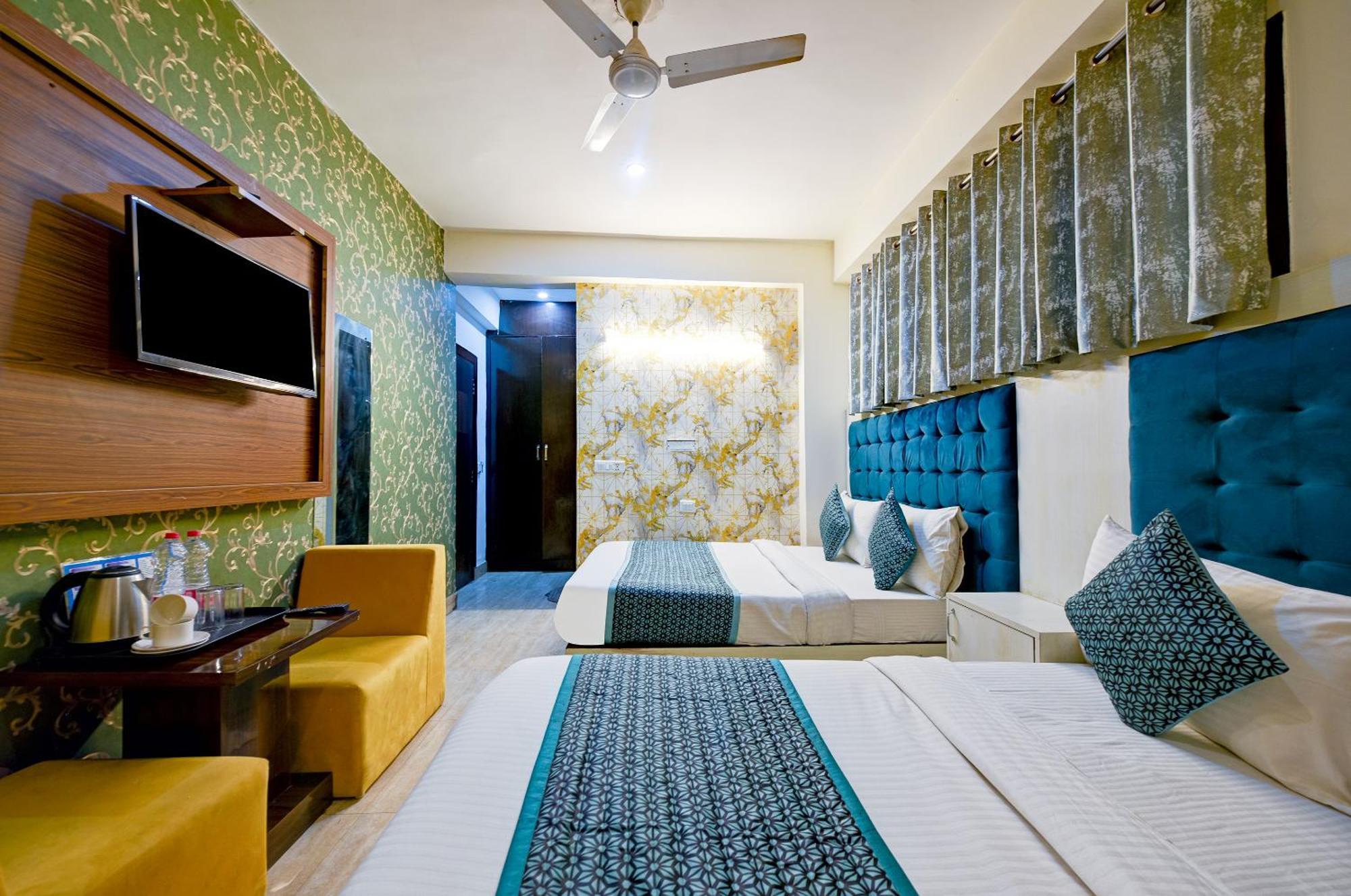 Airport Hotel Classic Park New Delhi Eksteriør bilde